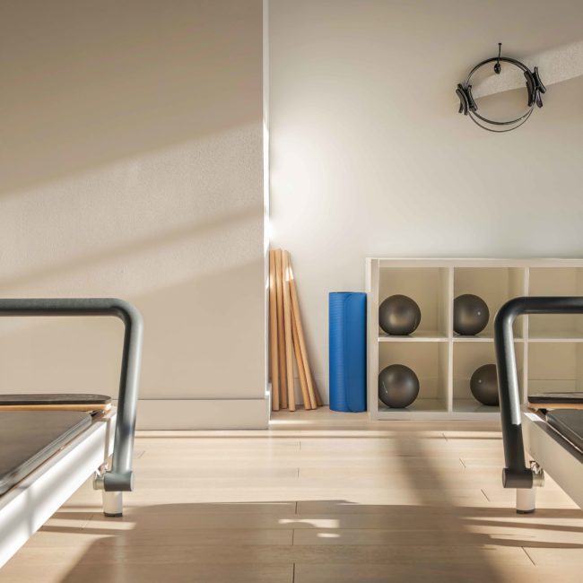 Back-Wall-of-Pilates-Room-at-B52-Fit-Montreal-Gym
